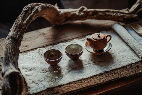 Savour the pure essence of nature with the exquisite freshness of pure teas.